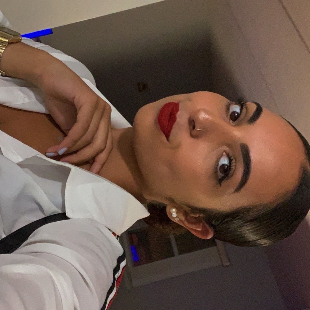 Meet your Posher, Asmaa